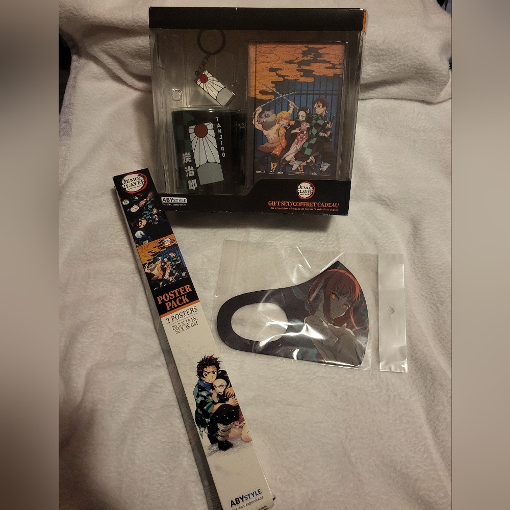 Demon Slayer and Chainsaw Man Bundle